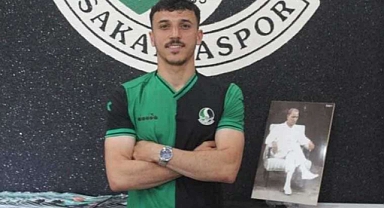 Sakaryaspor, Mikail Okyar'ı renklerine bağladı