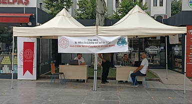 Rehber Öğretmenlerden Demokrasi Meydanı’nda Ücretsiz Danışmanlık