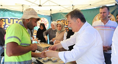 Arifiye Belediyesi Aşure Etkinliği Düzenledi