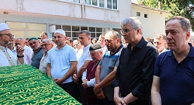 Ekrem Yüce Yeğenini Son Yolculuğuna Uğurladı