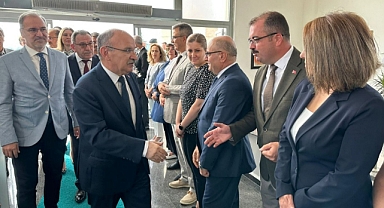 Sakarya Valisi Yaşar Karadeniz göreve başladı