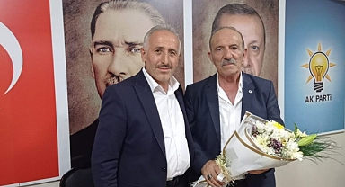 AK Parti Arifiye’de devir teslim