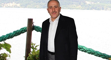 AK Parti Arifiye yeni ilçe başkanı Veysel Ünlü oldu