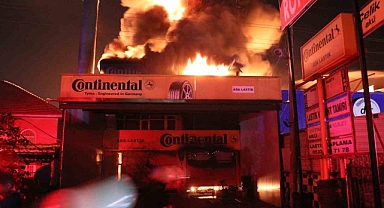 Lastik deposunda yangın!