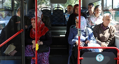 Sakarya Büyükşehir Belediyesinden Yaşlılara Kaplıca Hizmeti