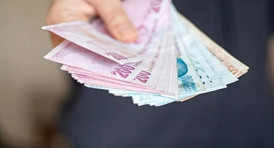 Açıklamalar peş peşe geldi: Yeni asgari ücret için geri sayım