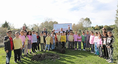 Öğretmenler Günü Anısına Arifiye'de Fidan Dikildi