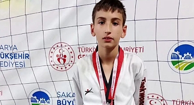 Şampiyon Hanlı Ortaokulundan