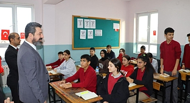 Müdür Savaşçı'dan Arifiye okullarına ziyaret