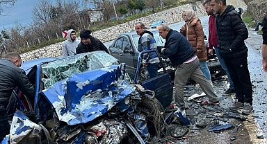 Kocaali-Akçakoca yolunda feci kaza! 1 ölü 3 yaralı