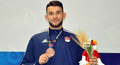 Sakarya’nın Milli Gururu Türk Bayrağı’nı Paris’te Dalgalandıracak