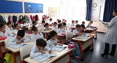 Okullarda Tatil Süresi Kısalacak!