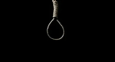 Geyve’de 25 yaşındaki kadın kendini astı