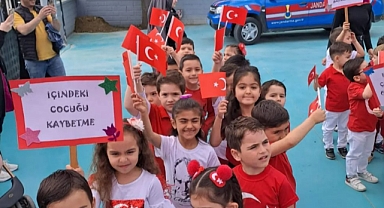 Arifiye Anaokulu 23 Nisan Çocuk Şenliği Açılış Programında Kortej Yürüyüşü Gerçekleştirdi