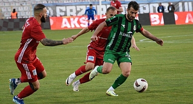 Sakaryaspor'dan Kritik Puan Kaybı