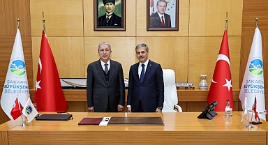 Yusuf Alemdar, Makamında Hulusi Akar’ı Ağırladı