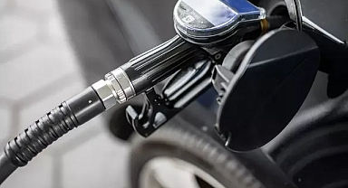 Akaryakıta indirim geliyor! Benzin ve motorinde kararlar peş peşe geldi