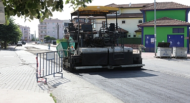 Arifiye Belediyesi Fen İşleri Müdürlüğü Asfalt Yama Çalışmalarına Devam Ediyor