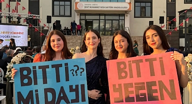 Şehit Muhammet Fatih Safitürk Anadolu Lisesi Mezunlarını Uğurladı!