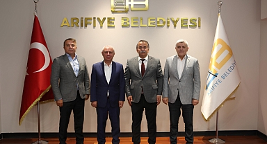 Sendikalardan Arifiye Belediyesi'ne Ziyaret