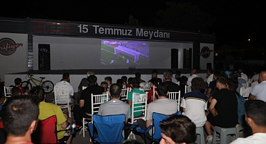 15 Temmuz Meydanında Milli Maç Coşkusu