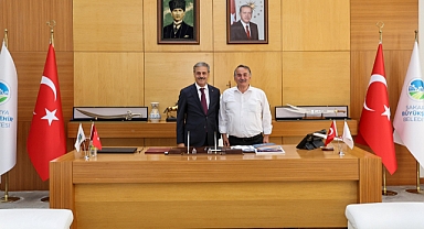 Karakullukçu'dan Sakarya Büyükşehir Belediye Başkanı Yusuf Alemdar'a Ziyaret