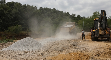 Karıncalı Dede Türbesi Yolunda Çalışmalar Sürüyor