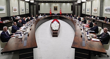 TÜM GÖZLER KABİNE TOPLANTISI'NDA!