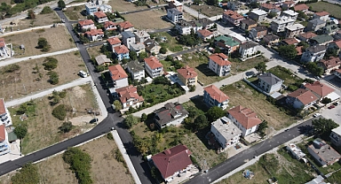 Arifiye Belediyesi’nden Neviye Mahallesi’nde Sıcak Asfalt Çalışması