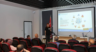 Arifiye Belediyesi Personeline Afet Bilinci Eğitimi