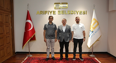 İsmail Karakullukçu, Pamukova Belediye Başkanı Fatih Akın’ı Ağırladı