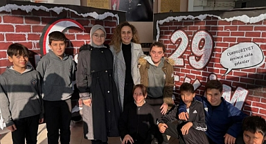 Arifiye Üzeyir Garih Ortaokulu’nda Cumhuriyet Bayramı’na Özel Pano Çalışması