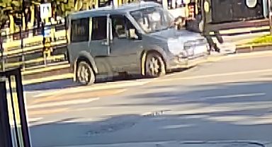  Alkollü Sürücü Kaza Yaptı, Kaçarken 11 Yaşındaki Çocuğa Çarptı ve Kaçtı! 