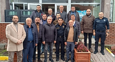  Arifiye Muhtarlar Derneğinden Yeni Atanan İlçe Emniyet Müdürü Ali Üzmez’e Hoş Geldiniz Ziyareti