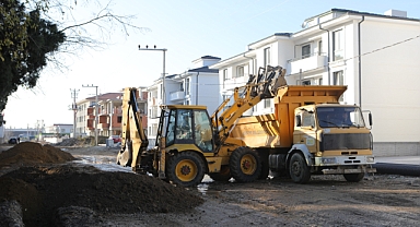 Hanlıköy Mahallesinde Altyapı Çalışmaları Hız Kesmeden Devam Ediyor