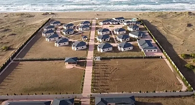 Menzil Cemaatinin Kaçak Tatil Köyü Karasu’da Yıkıldı