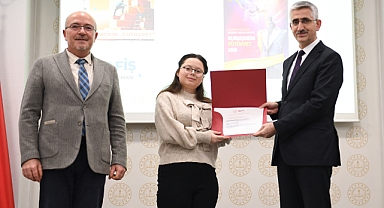 ULUSAL AFİŞ YARIŞMASINDA TÜRKİYE İKİNCİLİĞİ ARİFİYE'DEN GELDİ