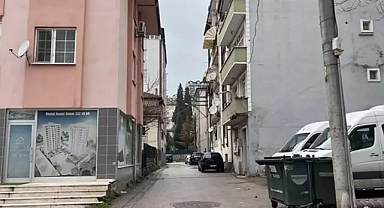 25 Günlük Bebeğini Sokağa Terk Etti: Vicdansız Anne Sakarya’da Yakalandı!