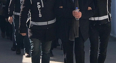 Sakarya ve İstanbul’da Banka Çalışanı Maskesiyle Vurgun Yapan Çete Çökertildi