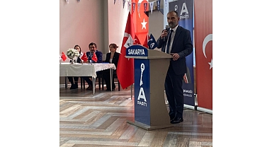 Anahtar Parti Sakarya İl Kongresi Gerçekleşti: Hakan Yazıcı Tüm Oyları Alarak Yeniden Başkan Seçildi