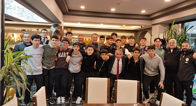Arifiye Doğanspor’a İftar Programında Destek