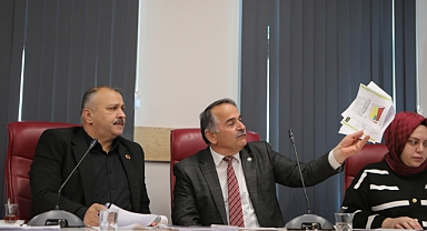 Arifiye Belediyesi’nde Nisan Ayı Olağan Meclis Toplantısı Gerçekleştirildi