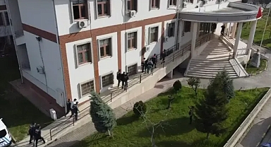 Kadın Profiliyle Tuzak Kurup 500 Milyon TL Vurgun Yaptılar: Jandarma Operasyonuyla Yakalandılar