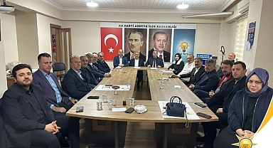 AK Parti Arifiye İlçe Teşkilatından Aylık Meclis Grup Toplantısı
