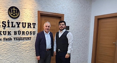 Arifiyemizde Siyaset Hareketlendi: AK Parti İlçe Başkanlığı Vekaleti Fatih Yeşilyurt'ta