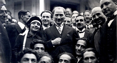 Gençlik Sahnedeydi, Umut Zirvedeydi: Sakarya'da Tarihi Kutlama!