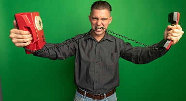 Sakarya’da Çekmeyen Telefon Tarihe Karışıyor: Operatörlere Sert Ceza Geliyor!