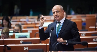 Yılların Başkanına Gözaltı! Sakarya’da Gündem Hasan Akgün