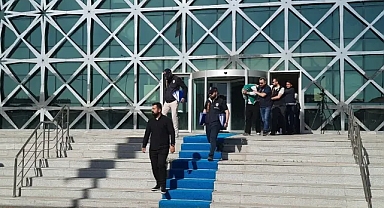 Takip Et, Güven, Dolandırıl: Sosyal Medya Tuzağı Sakarya’da Patladı!