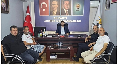 AK Parti Arifiye İlçe Başkanlığı’na Hayırlı Olsun Ziyaretleri Sürüyor